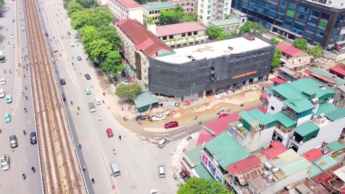 Theo thiết kế sau khi mở rộng, tuyến đường này có chiều dài khoảng 720 m với mặt cắt ngang 21 m, lòng đường rộng 15 m và hai bên vỉa hè rộng 3 m.