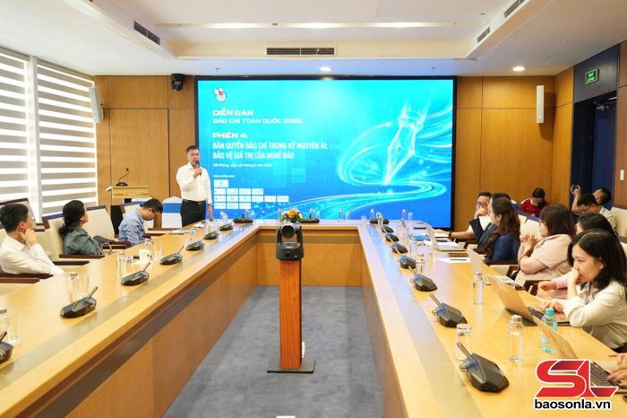 Toàn cảnh Phiên diễn đàn thứ 4 với chủ đề: “Bản quyền báo chí trong kỷ nguyên AI: Bảo vệ giá trị nghề báo”