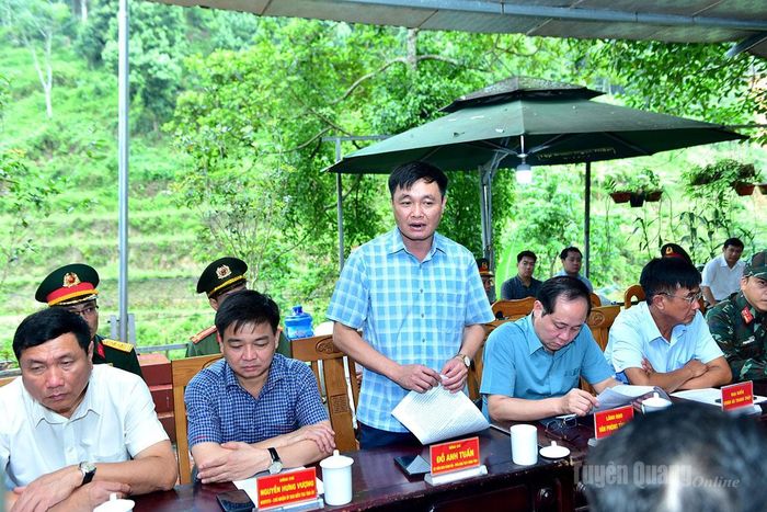 Phó Chủ tịch UBND tỉnh Đỗ Anh Tuấn phát biểu tại buổi làm việc.