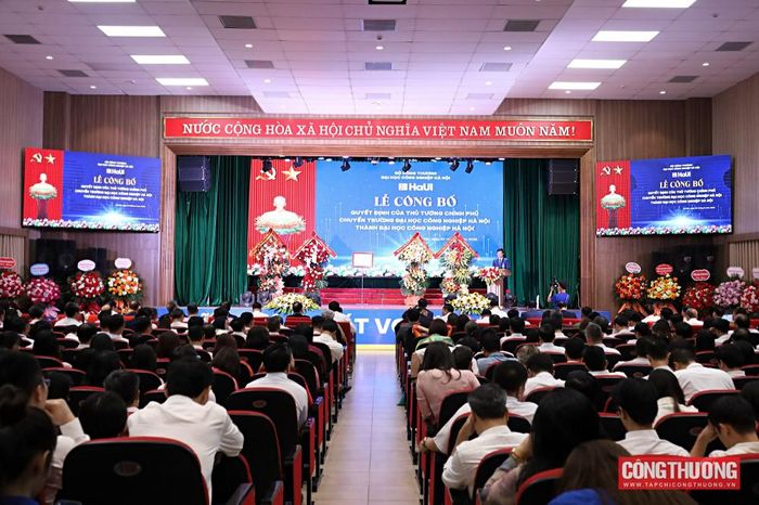 PGS.TS. Kiều Xuân Thực tiếp thu các ý kiến chỉ đạo