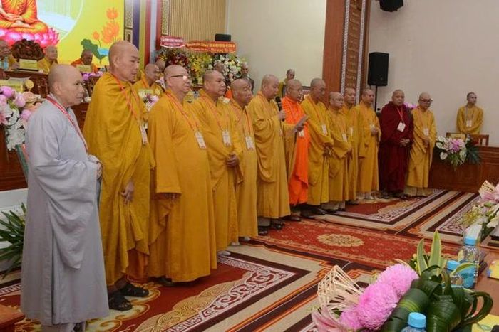Thượng tọa Thích Giác Nghi phát biểu nhận nhiệm vụ tại Đại hội