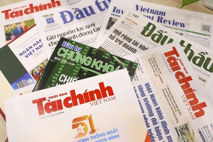 Các ấn phẩm của Báo Tài chính - Đầu tư. Ảnh: Đức Thanh