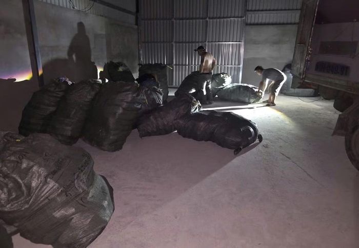 Bên trong địa điểm sản xuất, kinh doanh của Công ty Thắng Đạt.