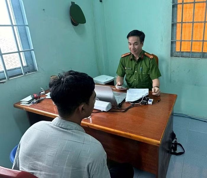 Cơ quan Công an làm việc với Phạm Hoàng Thanh ngụ xã Long Phước.