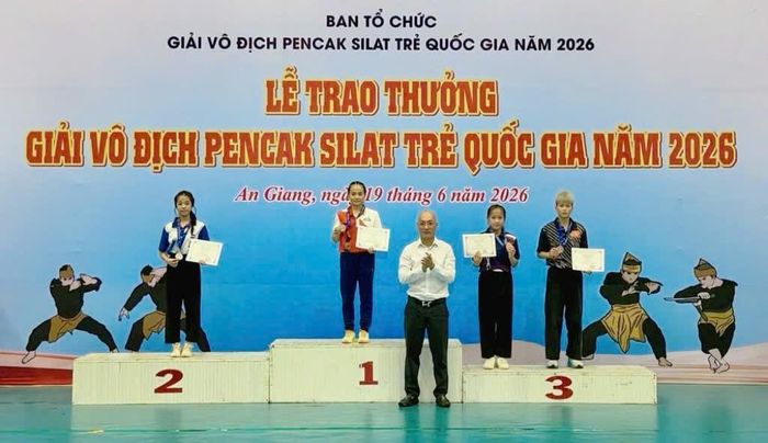 Vận động viênng Lục Thị Như đạt Huy chương Vàng, nội dung đối kháng, hạng cân 43 kg nữ, lứa tuổi 14 - 16.