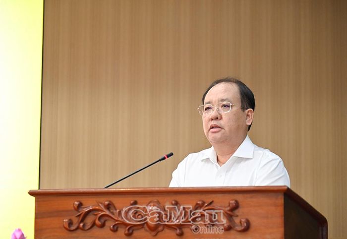 Đồng chí Nguyễn Thanh Phong, Ủy viên Ban Thường vụ Tỉnh ủy, Phó Chủ tịch Thường trực UBND tỉnh An Giang, phát biểu chào mừng hội nghị.