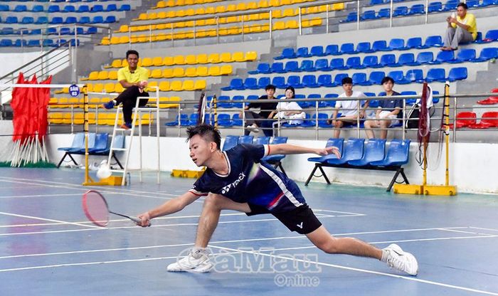  Hấp dẫn các trận thi đấu môn cầu lông.