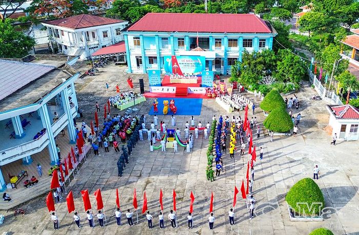 Đại hội quy tụ 650 vận động viên xuất sắc đến từ 5 xã trong cụm tham gia tranh tài ở 9 môn thi đấu.