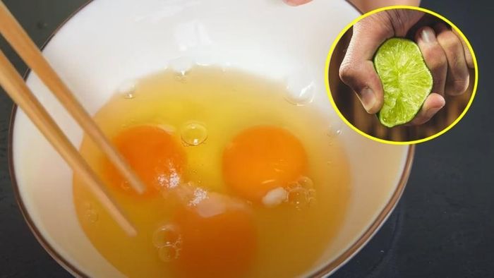 Bạn đã từng vắt chanh vào trứng trước khi rán?