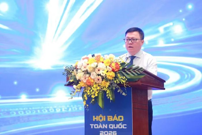 Chủ tịch Hội Nhà báo Việt Nam Lê Quốc Minh phát biểu tại phiên bế mạc Diễn đàn Báo chí toàn quốc 2026.