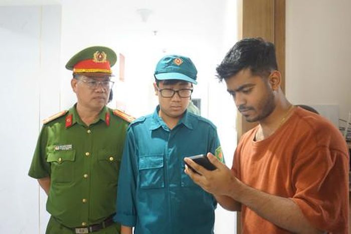 Giới thiệu cho người nước ngoài về các ứng dụng tiện ích