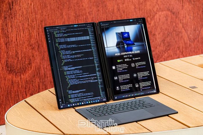 Sức mạnh của Zephyrus Duo đến từ vi xử lý Intel Core Ultra 9 386H với 16 nhân, 16 luồng và card đồ họa lên đến NVIDIA GeForce RTX 5090 Laptop GPU có TGP tối đa đạt 150W
