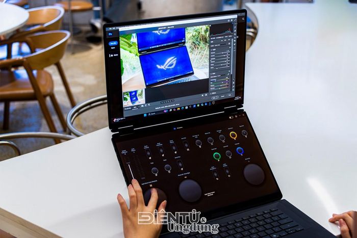Để làm mát phần cứng mạnh mẽ này, ASUS đã trang bị cho ROG Zephyrus Duo giải pháp tản nhiệt phù hợp