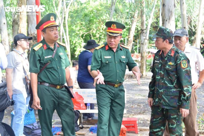 Bộ Tư Lệnh TP.HCM khảo sát tại Công viên Lê Thị Riêng.