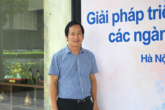 Phó Giáo sư, Tiến sĩ Nguyễn Đức Chiện trao đổi với phóng viên. Ảnh: Mộc Miên
