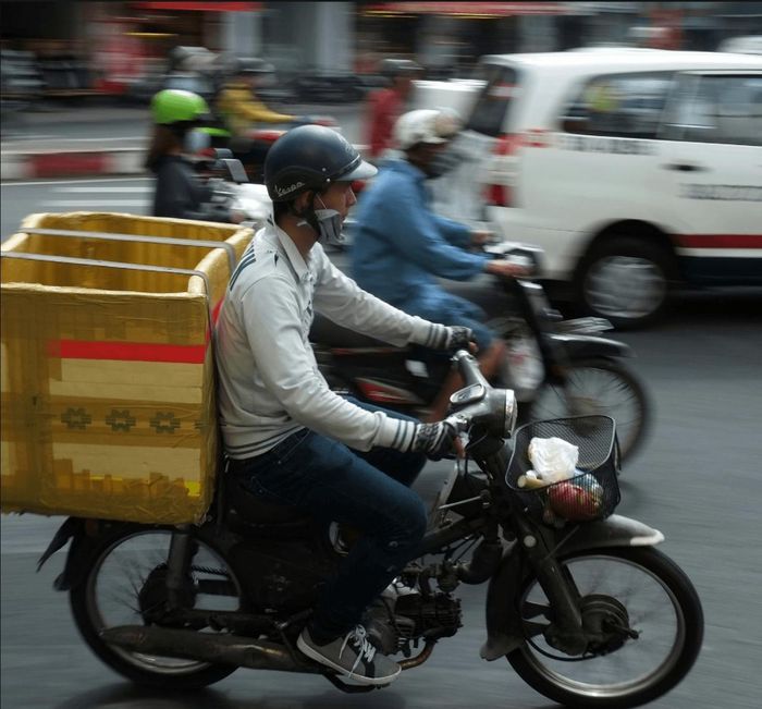 Các chuyên gia cho rằng nắng nóng cực đoan ảnh hưởng đến sinh kế của người lao động. Ảnh: UNDP