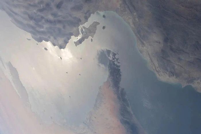 Eo biển Hormuz nhìn từ Trạm Vũ trụ quốc tế. Ảnh: NASA