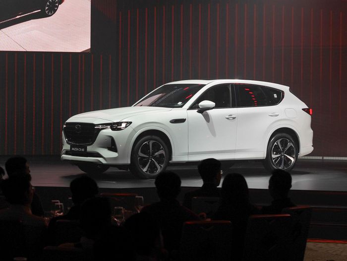 CX-60 sẽ phù hợp cho những người dùng muốn "lên đời" từ CX-5 hiện nay. Ảnh: Hoàng Linh