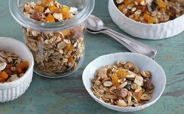 Không nên kết hợp hạt chia với các loại hạt khô.