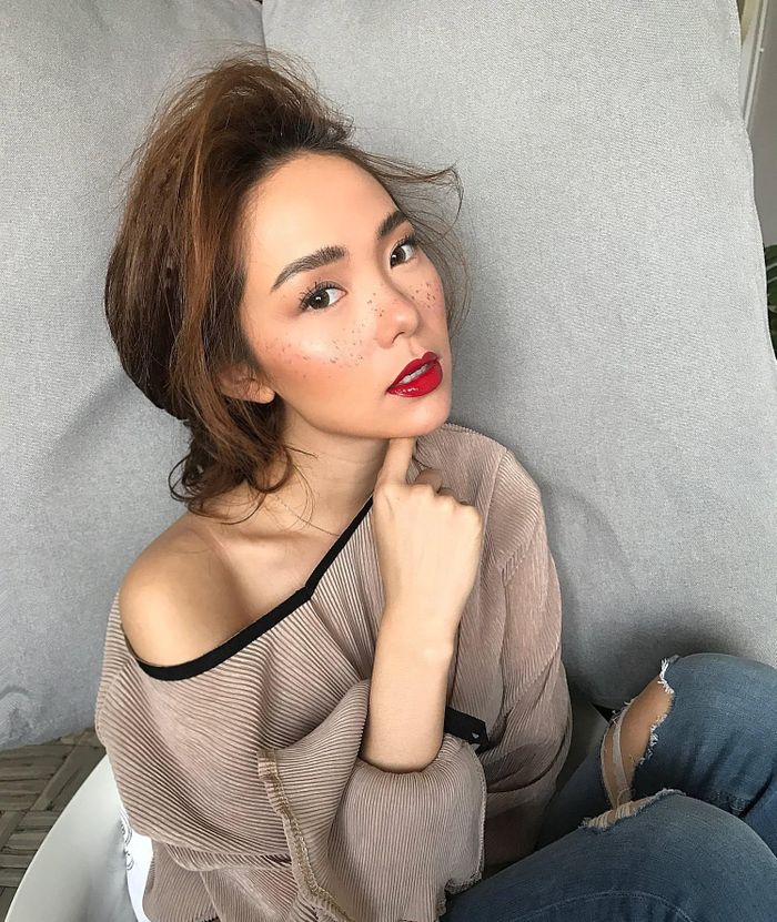  Gần đây, trong Studio 3, Minh Hằng nhìn lại hành trình làm nghề và những lựa chọn đã qua. Cô tiết lộ sẽ tham gia một phim điện ảnh kinh dị ra mắt năm 2026, và sắp đảm nhận vai trò sản xuất. Trước sự nghi ngờ của khán giả, cô nói bản thân chưa bao giờ từ chối những cơ hội đến với mình, thừa nhận từng là người khá hướng nội và không nghĩ có thể đi được đến hiện tại. 