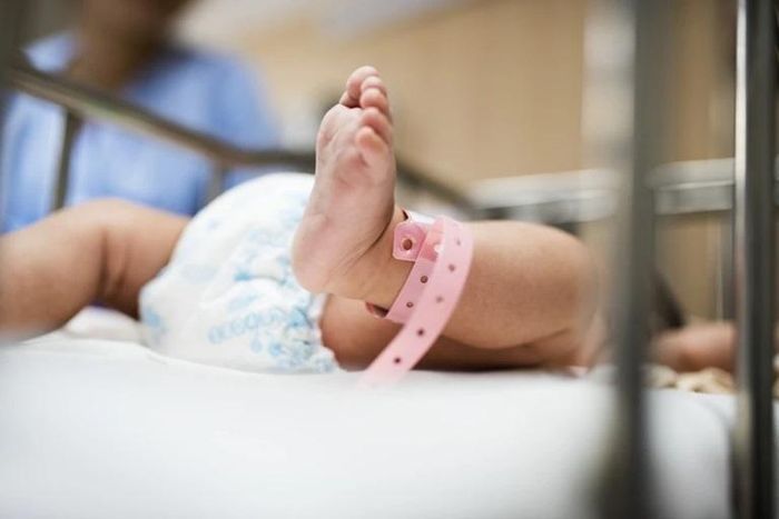 Trẻ dưới 1 tuổi và thanh thiếu niên từ 10-20 tuổi là những nhóm đối tượng chịu ảnh hưởng nhiều nhất. Ảnh: Freepik.