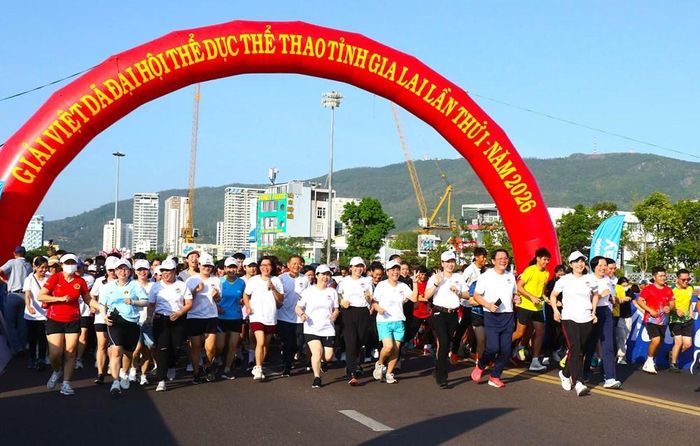 Hơn 1.000 người tham gia chạy hưởng ứng Lễ khai mạc Du lịch hè Gia Lai năm 2026