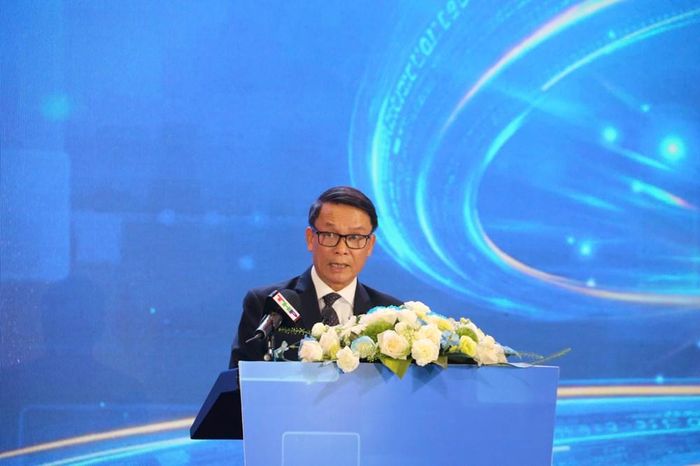 Ông Nguyễn Đức Lợi, Phó Chủ tịch Thường trực Hội Nhà báo Việt Nam phát biểu tại lễ bế mạc