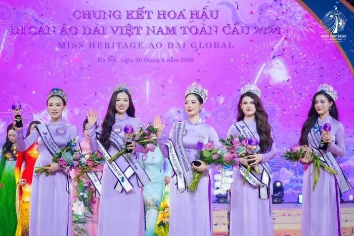 Các thí sinh đoạt ngôi vị cao nhất cuộc thi.