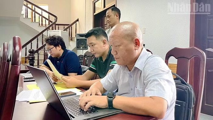 Đội ngũ nhà báo, phóng viên kịp thời thông tin các chủ trương, chính sách mới của Đảng và Nhà nước vào thực tiễn.
