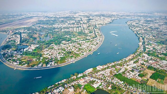 Thành phố Đồng Nai đang tái thiết không gian đô thị ven sông Đồng Nai.