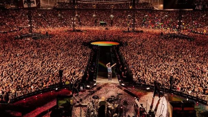 Nhiều khán giả tìm đến concert để trải nghiệm những khoảnh khắc không bao giờ lặp lại.