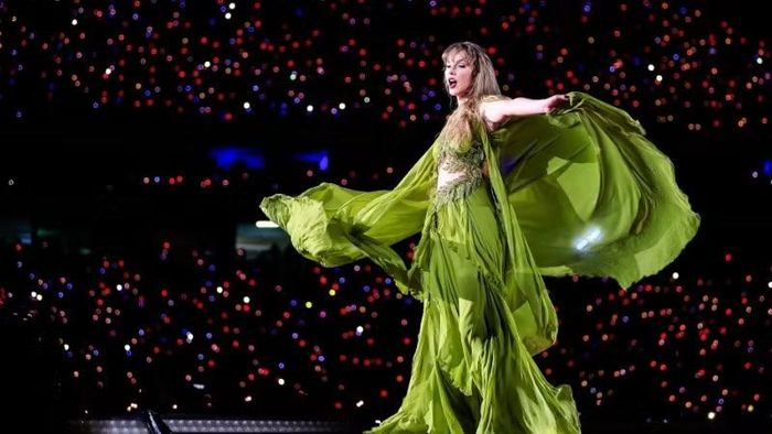 The Eras Tour cho thấy sức hút của những concert được xây dựng thành trải nghiệm nghệ thuật hoàn chỉnh.