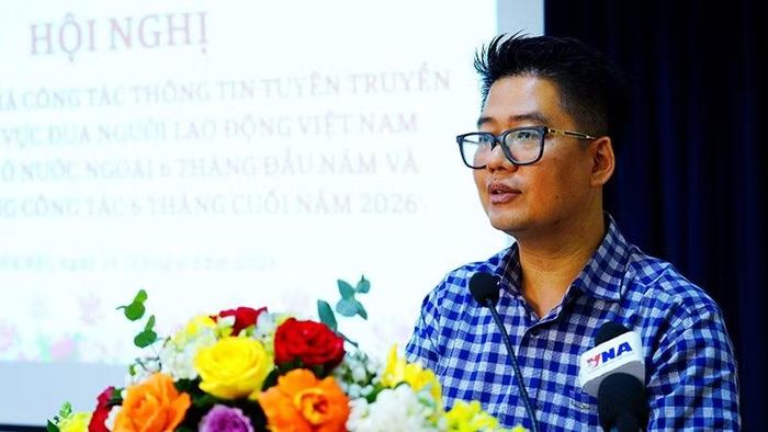 Ông Nguyễn Tuấn Anh, Giám đốc Cơ quan điều hành Quỹ Hỗ trợ việc làm ngoài nước (Bộ Nội vụ).