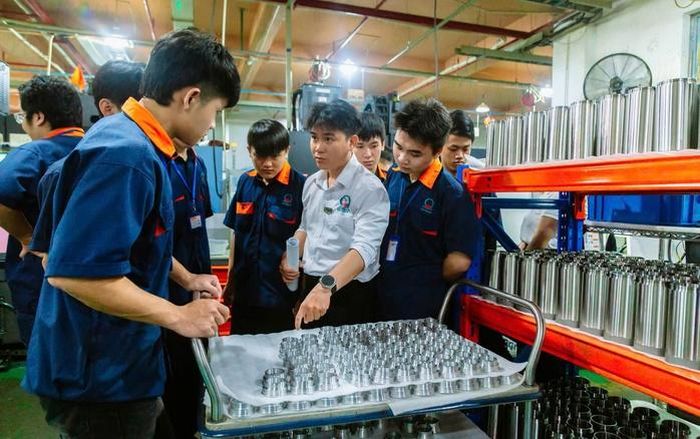 Trường CĐ Công nghệ cao Đồng An tăng cường thực hành và kết nối doanh nghiệp nhằm nâng cao kỹ năng nghề cho sinh viên