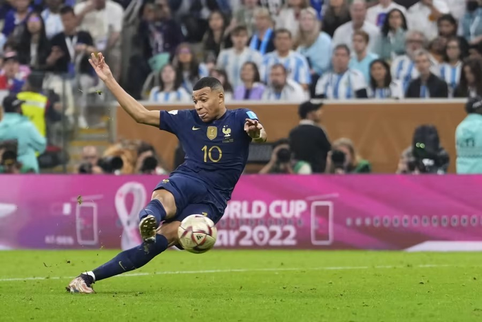 Kylian Mbappé ghi 3 bàn thắng cho đội tuyển Pháp trong trận chung kết World Cup 2022 gặp Argentina. Ảnh: Getty