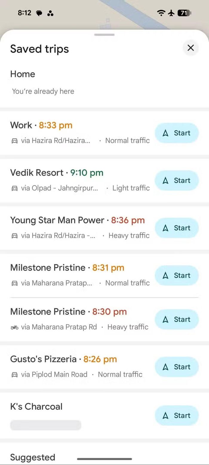 Đó cũng là lý do tính năng Saved Trips được đánh giá cao khi cho phép người dùng lưu sẵn các hành trình thường xuyên, từ đó dễ dàng kiểm tra thời gian di chuyển dự kiến và tình trạng giao thông chỉ với vài thao tác đơn giản mà không cần nhập lại địa chỉ mỗi ngày.