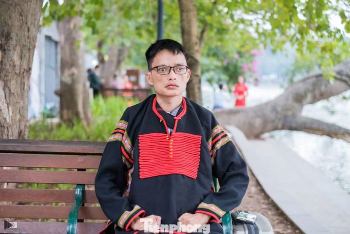 Anh Nguyễn Tài Nam - Chủ nhiệm nhóm thiện Ea Kao - Vòng tay yêu thương.