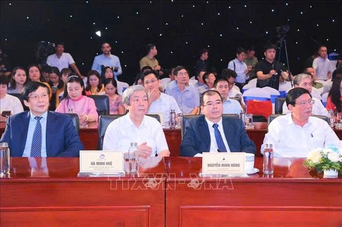 Các đại biểu tham dự lễ bế mạc Hội Báo toàn quốc 2026. Ảnh: TTXVN