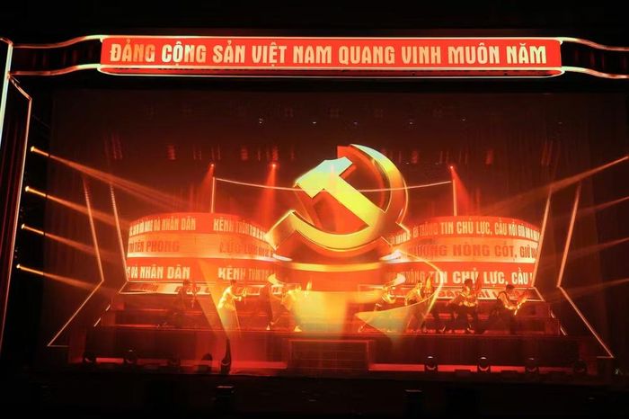 Tối 21/6, Lễ trao Giải Báo chí Quốc gia lần thứ XX - năm 2025 được tổ chức trang trọng tại thành phố Hải Phòng, trong không khí kỷ niệm 101 năm Ngày Báo chí Cách mạng Việt Nam (21/6/1925-21/6/2026).