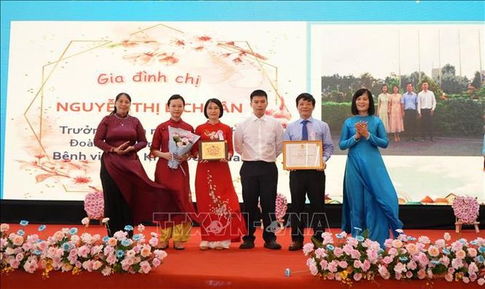 Một gia đình ở Đồng Nai được biểu dương gia đình tiêu biểu giai đoạn 2021 - 2026.