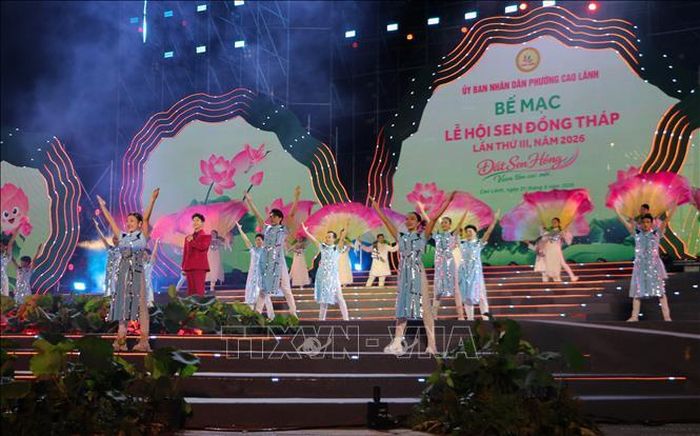 Tiết mục tại chương trình nghệ thuật.