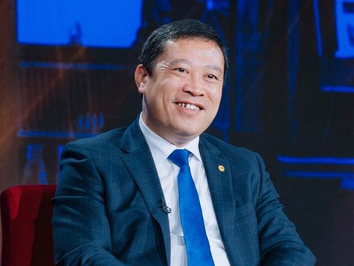 Ông Thân Đức Việt - Tổng Giám đốc Tổng Công ty May 10.