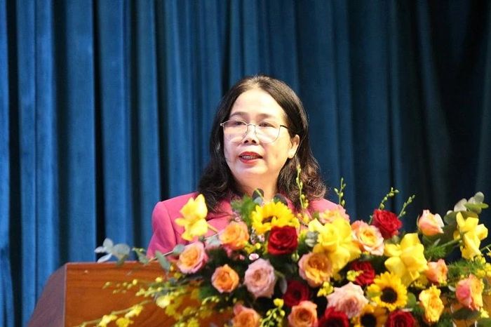 Bà Đỗ Thị Diệu Hạnh - Giám đốc Sở Văn hóa, Thể thao và Du lịch tỉnh Gia Lai, chia sẻ tại hội nghị.