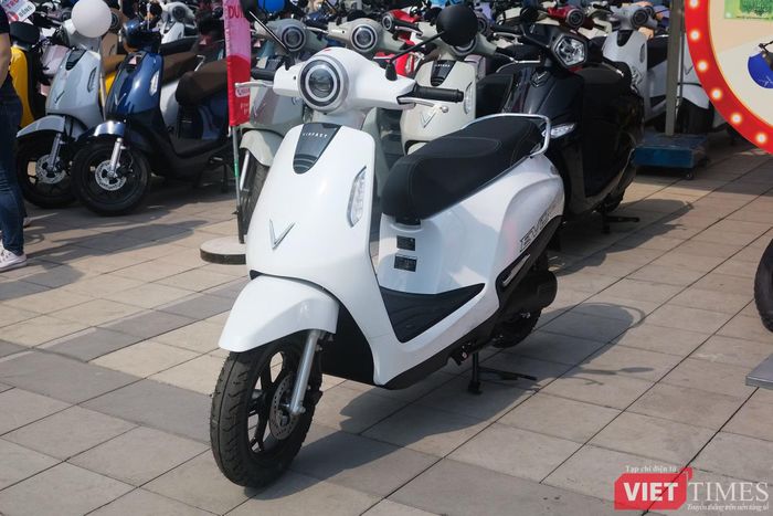 VinFast Evo là dòng xe máy điện bán chạy nhất của hãng trong năm 2025, với hơn 250.000 xe đến tay khách hàng. Ảnh: Thượng Tâm.