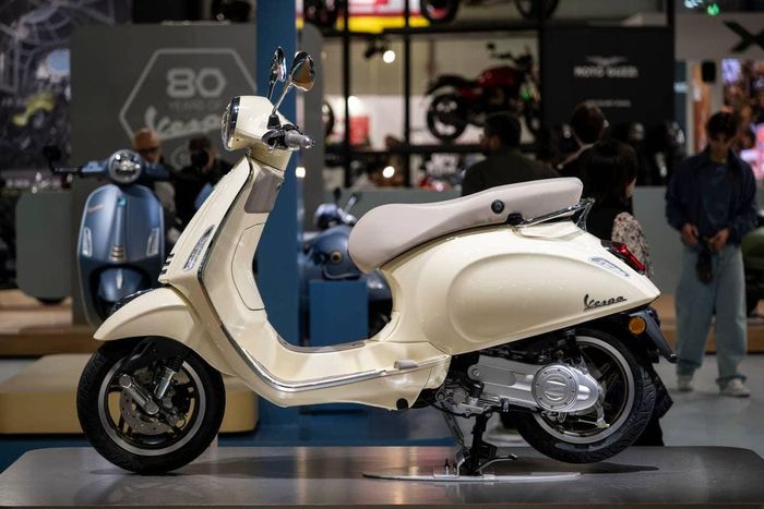 Có 53 chiếc Vespa Primavera 125cc bị triệu hồi do lỗi hệ thống đèn chiếu sáng.