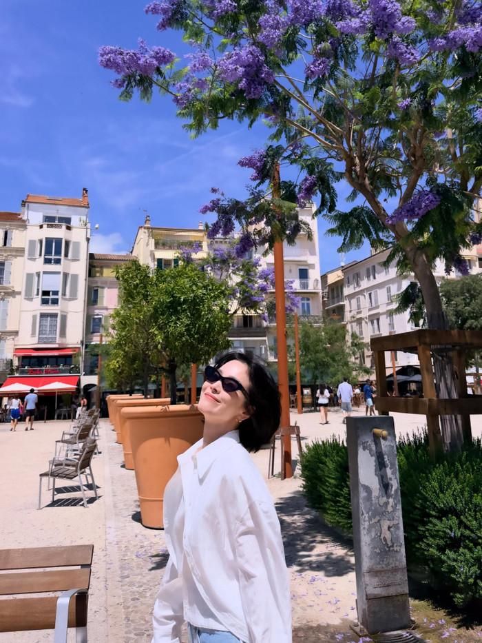 Song Hye Kyo trong chuyến du lịch gần đây.