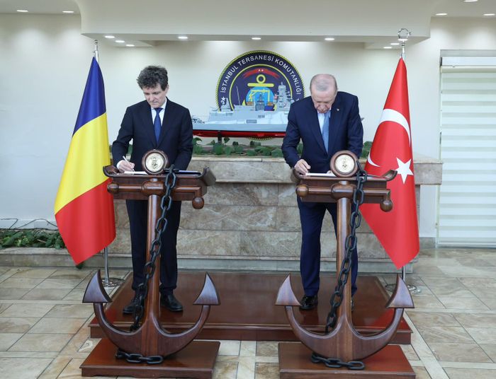 Hai nhà lãnh đạo Thổ Nhĩ và Romania hội đàm về hợp tác quốc phòng, an ninh, thương mại cùng các vấn đề khu vực và quốc tế. Ảnh: Defence Turkey.