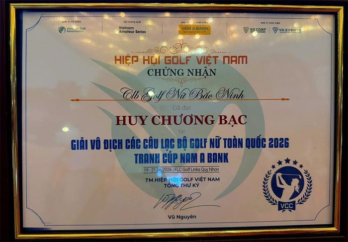  Chứng nhận Huy chương Bạc, Giải đấu của Hiệp hội Golf Việt Nam trao tặng Đội tuyển Golf nữ tỉnh Bắc Ninh. 