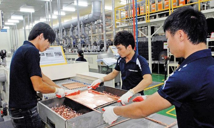 Sản xuất điện tử tại Công ty Foxconn, Khu công nghiệp Yên Phong. Ảnh: Danh Lam.
