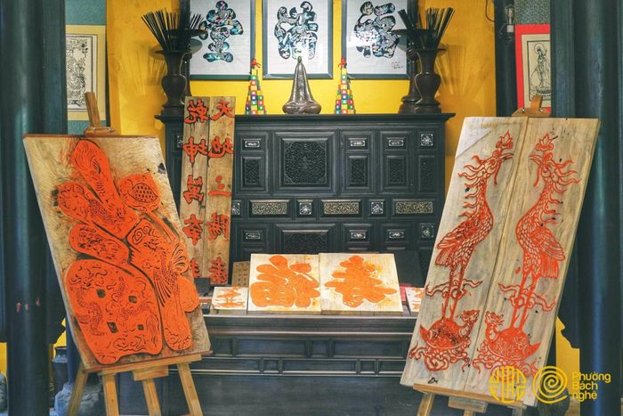 Các hoa văn, họa tiết cổ được nhóm Ngự Hoa Viên ứng dụng tại không gian điểm đến tại Huế. Ảnh minh họa
